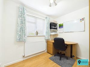 Bedroom- click for photo gallery